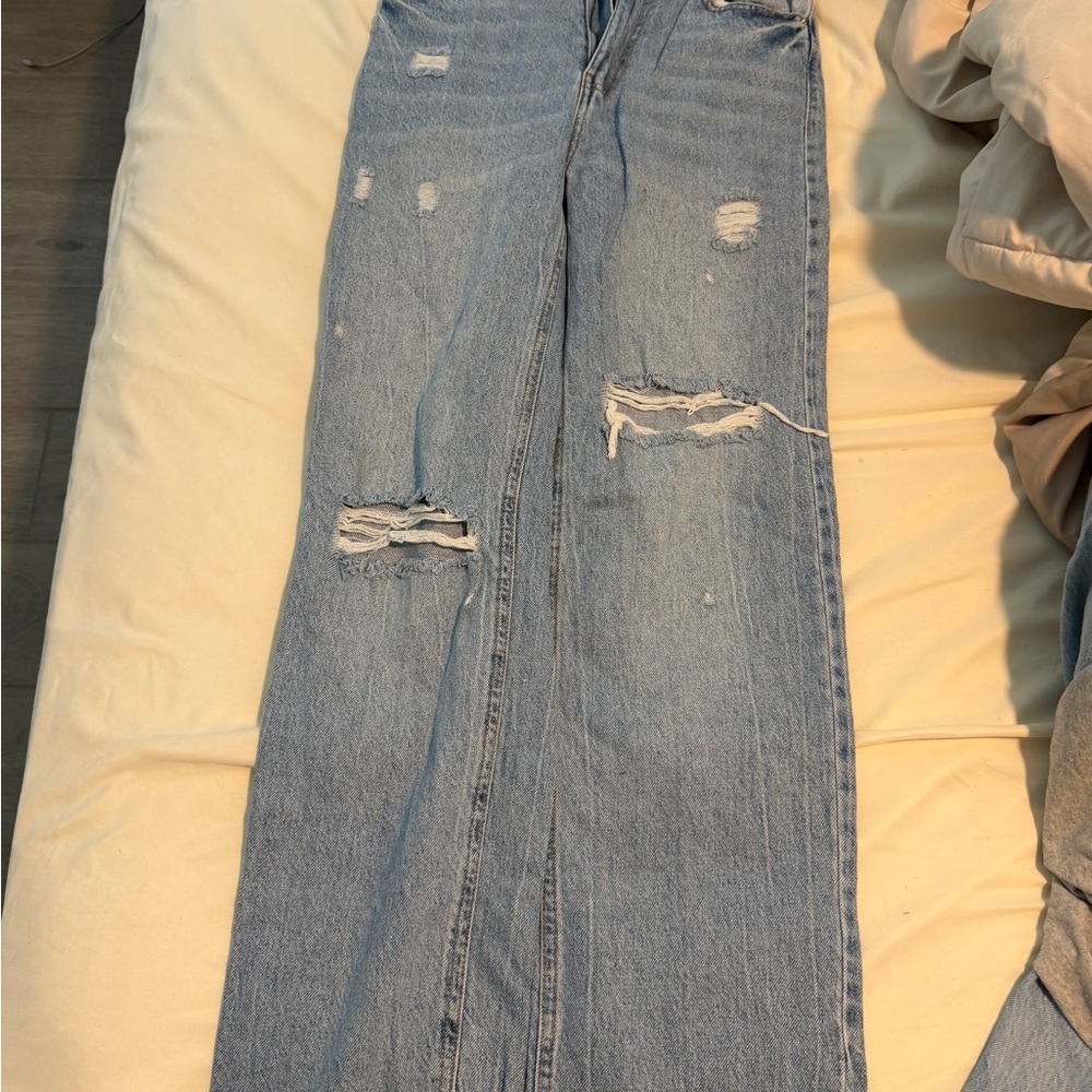 PacSun distressed jeans
